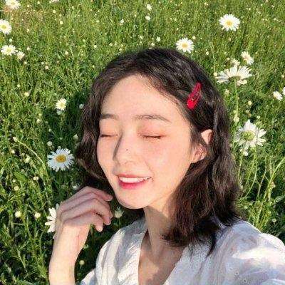 电眼女生完整版