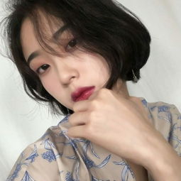 王子文六一带小孩海边游玩 去年曾被曝隐婚生子