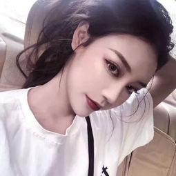 芭比的小马项链