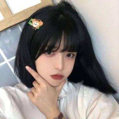 愤怒的小鸟挤兑猪