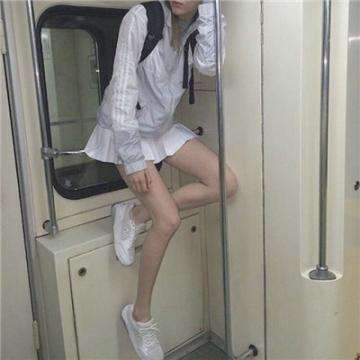 成品人片无套直接入囗